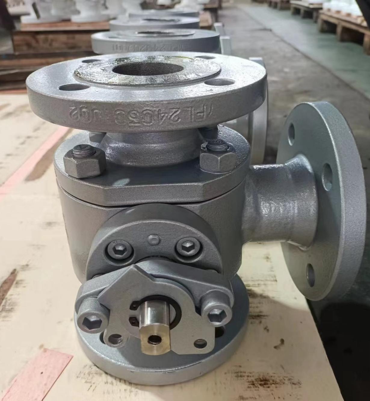 L TYPE three way ball valves